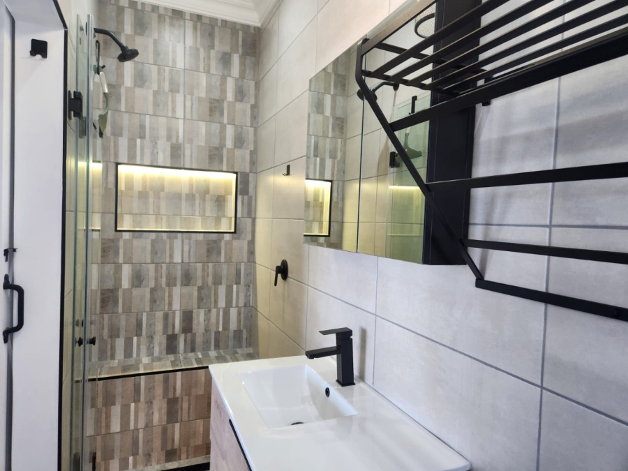 3 Bedroom Property for Sale in Mont Fleur Mountain Estate Western Cape